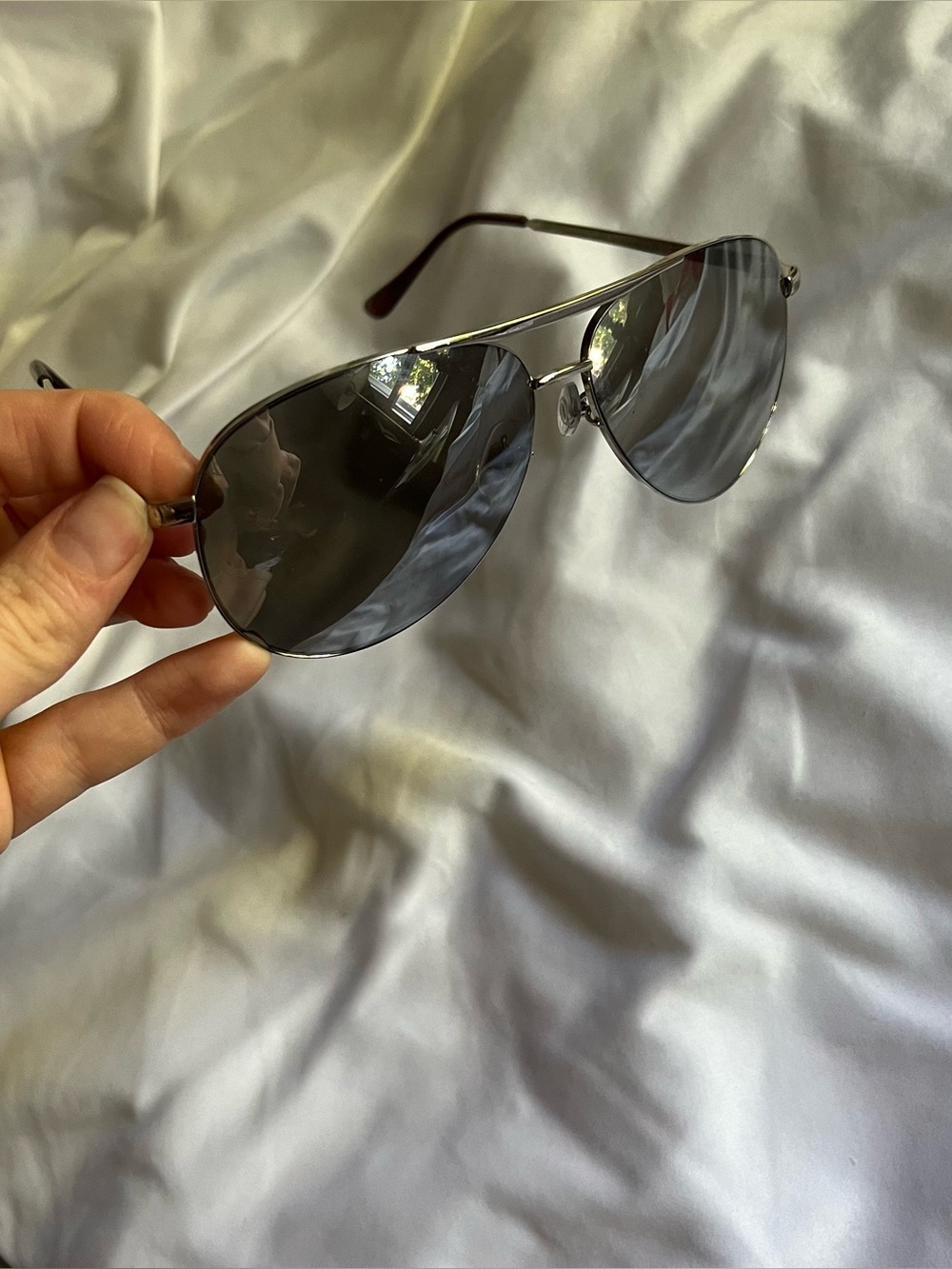 Dark Silver Aviator Sunglasses